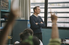 Lehrer in der Klasse
