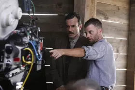 Paul T. Anderson und Daniel Day-Lewis vor der Kamera