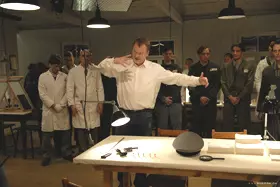 Stefan Ruzowitzky am Set von �Die F�lscher�