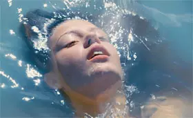 Filmszene �Blau ist eine warme Farbe�