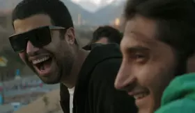 Filmszene �Raving Iran�