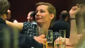 Filmszene ��ber uns das All�
