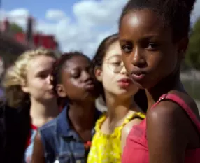 Filmszene �Mignonnes�